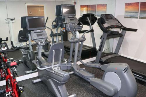 a room with a lot of different types of equipment at Quality Inn Miami Airport - Doral in Miami