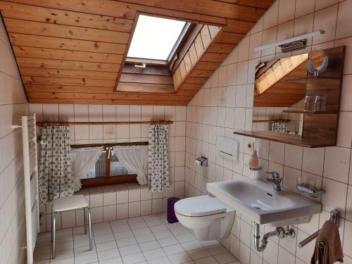 Kúpeľňa v ubytovaní Beim Appertinger