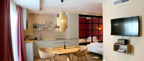 Kuchyň nebo kuchyňský kout v ubytování Sea to Sky Suites - Mijas Pueblo