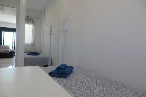 Φωτογραφία από το άλμπουμ του White luxury apartment σε Arenales del Sol