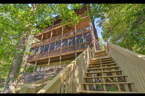 Fotografie z fotogalerie ubytování Riverside Lodge on the River v destinaci Ellijay
