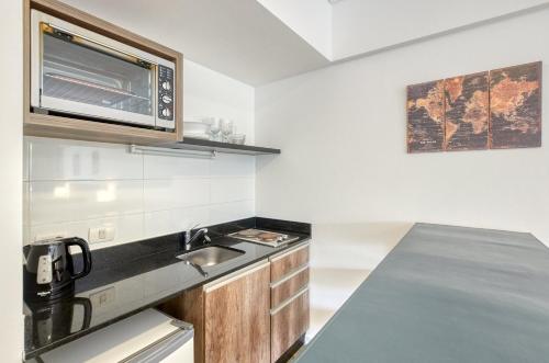 Dapur atau dapur kecil di Palermo Lounge Studios - by 1000 Keys