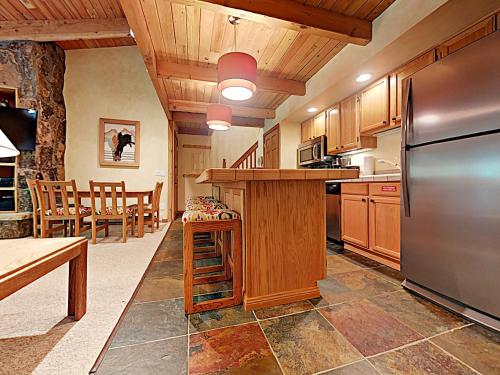 Timberline Condominiums 1 Bedroom Loft Standard Unit A3G