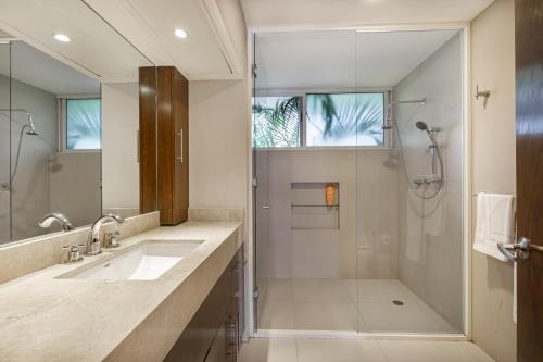 ¡Un baño de Teyra Casa de 4 habitaciones con lavadero privada!