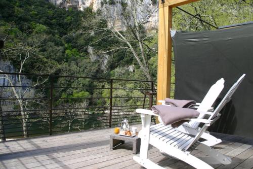 Gallery image of Prehistoric Lodge - Adult Only in Vallon-Pont-dʼArc