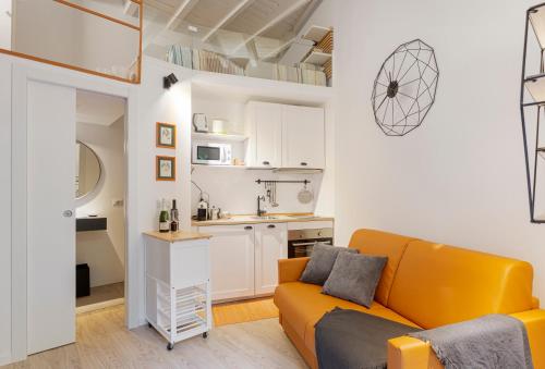GuestHost - Comfy Studio in Isola