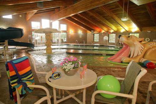 Πισίνα στο ή κοντά στο Hotel Glenwood Springs