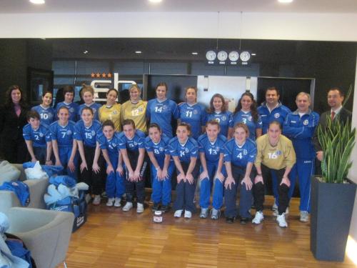 a group of people are posing for a picture at Schio Hotel in Schio