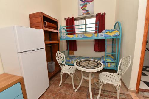 Küche/Küchenzeile in der Unterkunft Corinne Hostel