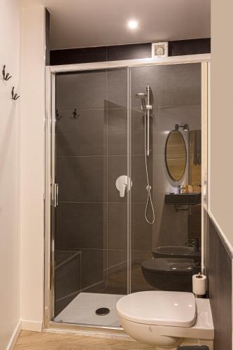 GuestHost - Comfy Studio in Isola