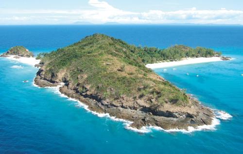 an island in the middle of the ocean at Constance Tsarabanjina - All Inclusive in Nosy Mitsio