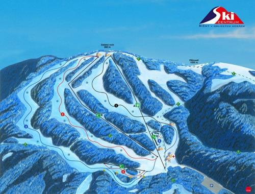 a map of a ski resort in the middle of a mountain at Skiapartma - Říčky v Orlických horách in Říčky