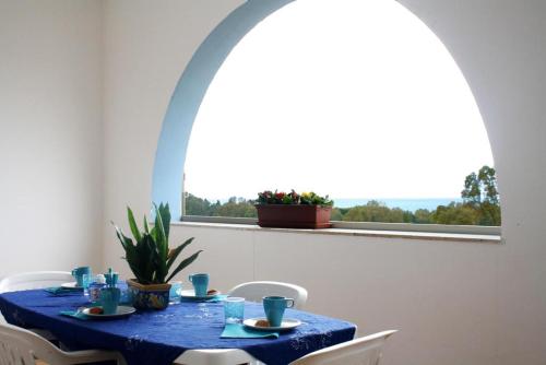 2 bedrooms appartement with furnished terrace and wifi at Balestrate 1 km away from the beach