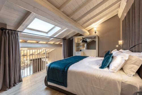Posteľ alebo postele v izbe v ubytovaní Luxury Apartments San Zeno