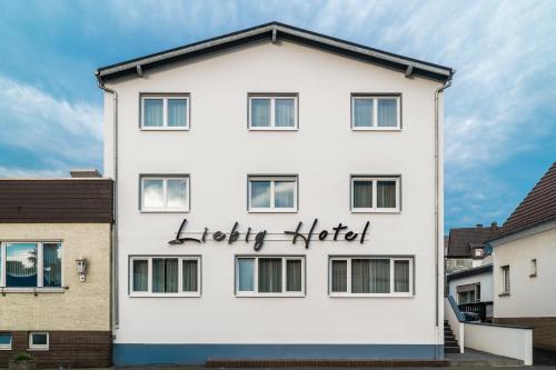 Gallery image of Liebig Hotel in Ehringshausen