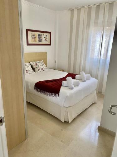 HomeForGuest Apartment next to Las Canteras with FREE Parking
