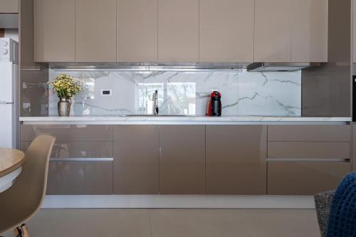 Dapur atau dapur kecil di Sia Mare Seaside Apartments