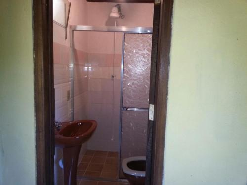Ванна кімната в Sitio na Serra da Mantiqueira Águas do Canjarana
