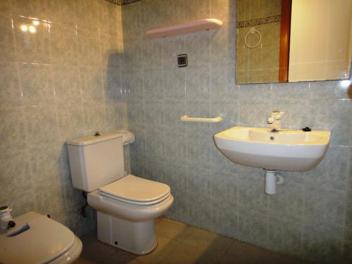 Koupelna v ubytování Bertur Forner