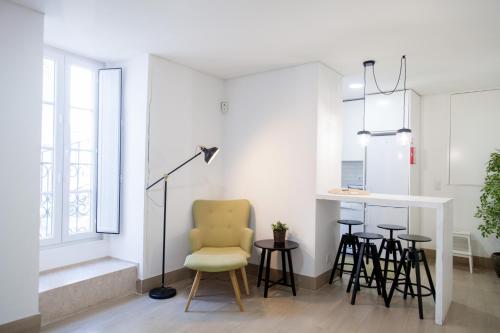 FLH Alfama Traditional Flat