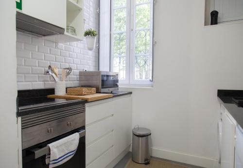 FLH Alfama Traditional Flat