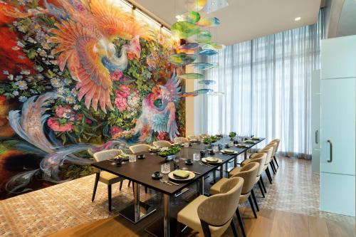 InterContinental Houston, an IHG Hotel Image