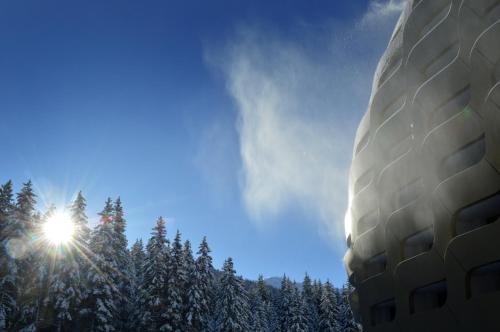 AlpenGold Hotel Davos photo 2