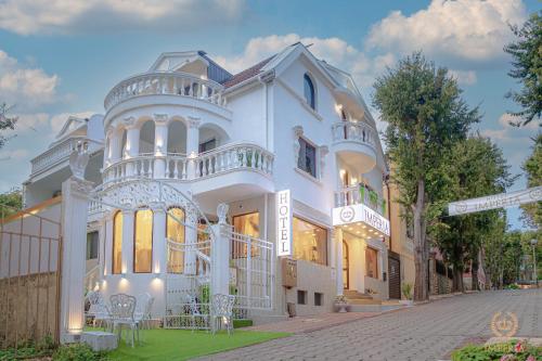 Gallery image of Hotel IMPERIA in Varna City