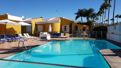 VILLA CON ENCANTO