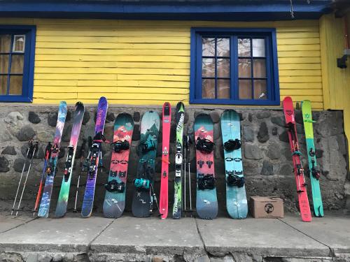 Foto da galeria de Hostal Piolet en Baños Morales em San José de Maipo