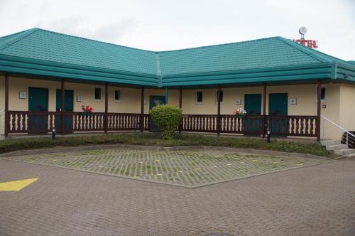 Bangunan di mana terletaknya hotel