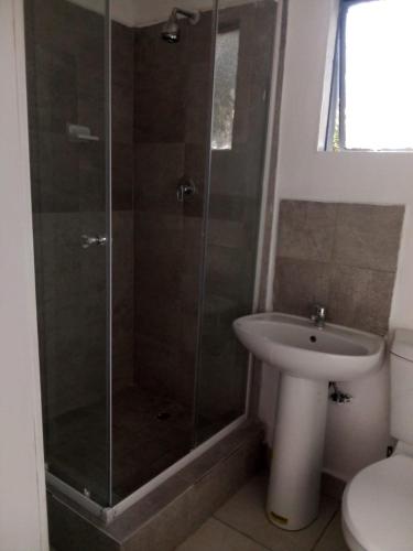 Ένα μπάνιο στο Lior-Gil accommodation-