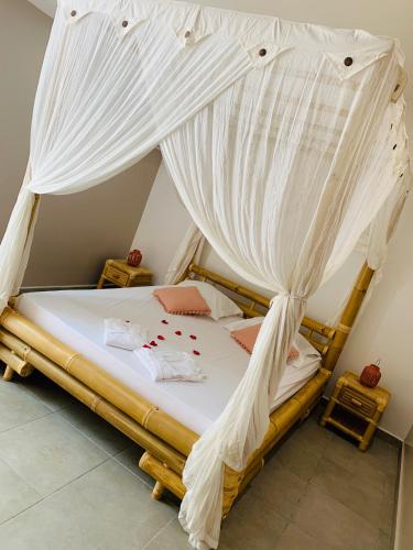 Katil atau katil-katil dalam bilik di Karucoco Lodge