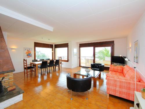 Apartment Las Alondras-1 by Interhome