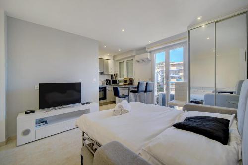 IMMOGROOM - Cozy - Cannes Center - AC in living room - Close to the sea