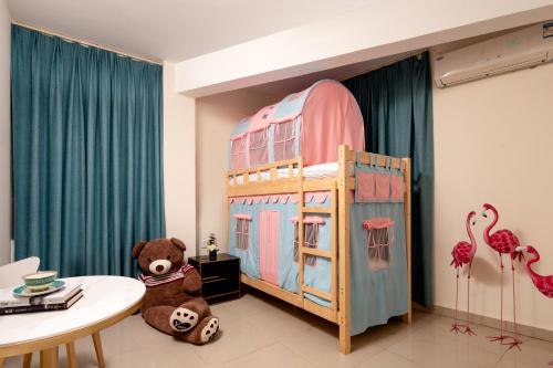 Gallery image of Summer Tree Inn in Sanya