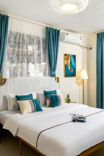 Gallery image of Summer Tree Inn in Sanya