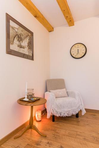 Postel nebo postele na pokoji v ubytování Home Alone