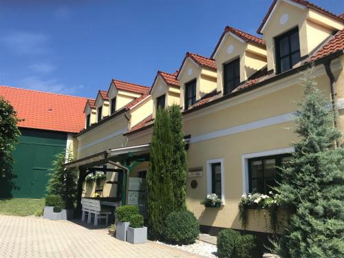 Weingut & Gästezimmer Edelmann