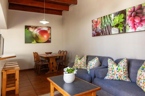 Χώρος καθιστικού στο The Habit Guesthouse