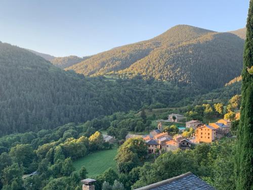 Casa Rural Pirineu Nevà, Nevà – Updated 2022 Prices