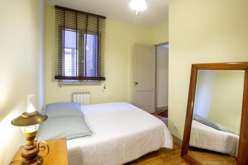 Centre historique, appartement climatisé avec terrasse