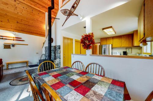 Poma Lane – Photos 5