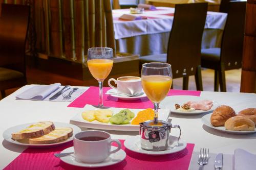
Opciones de desayuno disponibles en Hotel Torre de Sila
