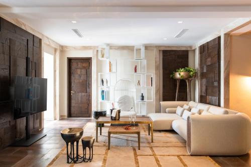 Ruang duduk di Iniala Harbour House