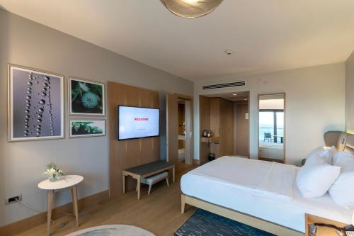 Ένα ή περισσότερα κρεβάτια σε δωμάτιο στο Radisson Blu Hotel Trabzon