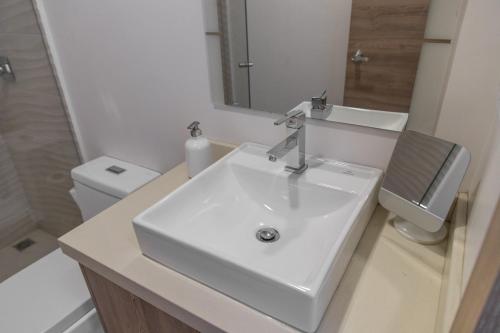 Ванная комната в Hotel Bristo Parc - Apartments & Suites - Centro de Cuenca