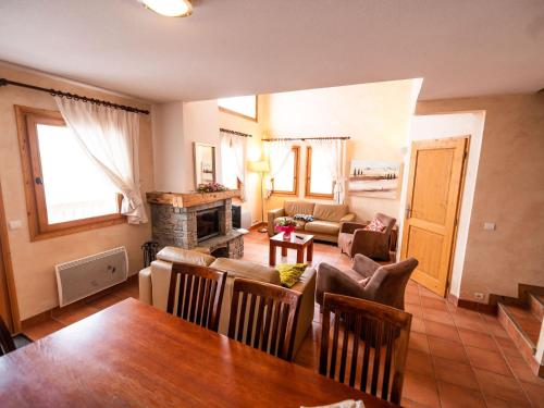 Photo de la galerie de l'établissement Luxurious chalet near the ski-slopes, à Saint-François-Longchamp