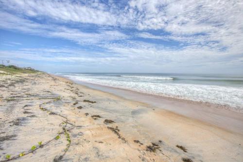 Atlantic 22 Condo Unit #402 – Photos 3