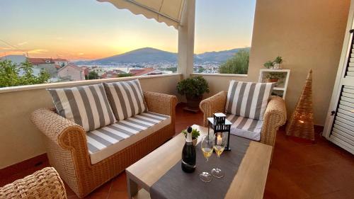 Trogir center exclusive seaview apartment for 4